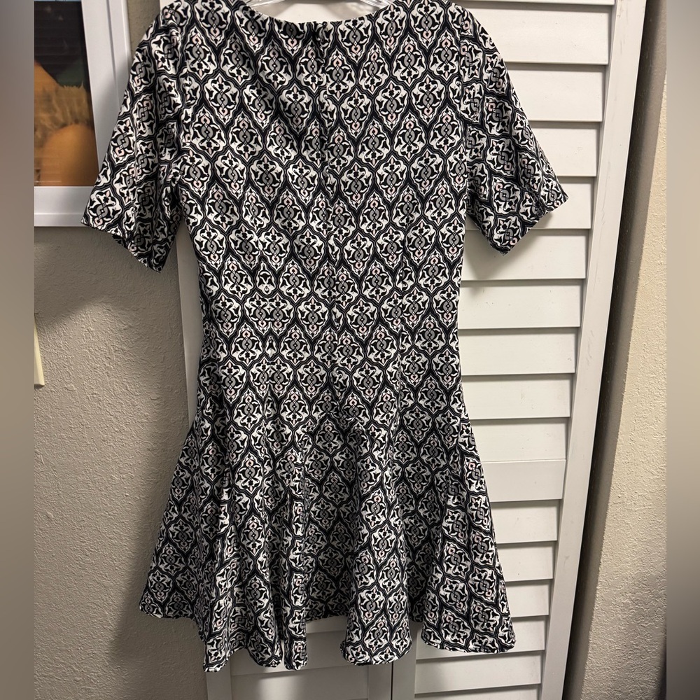 H&M Conscious Collection Black, Pink, White Geometric Fit, Flare Dress Size 6 - Picture 6 of 10